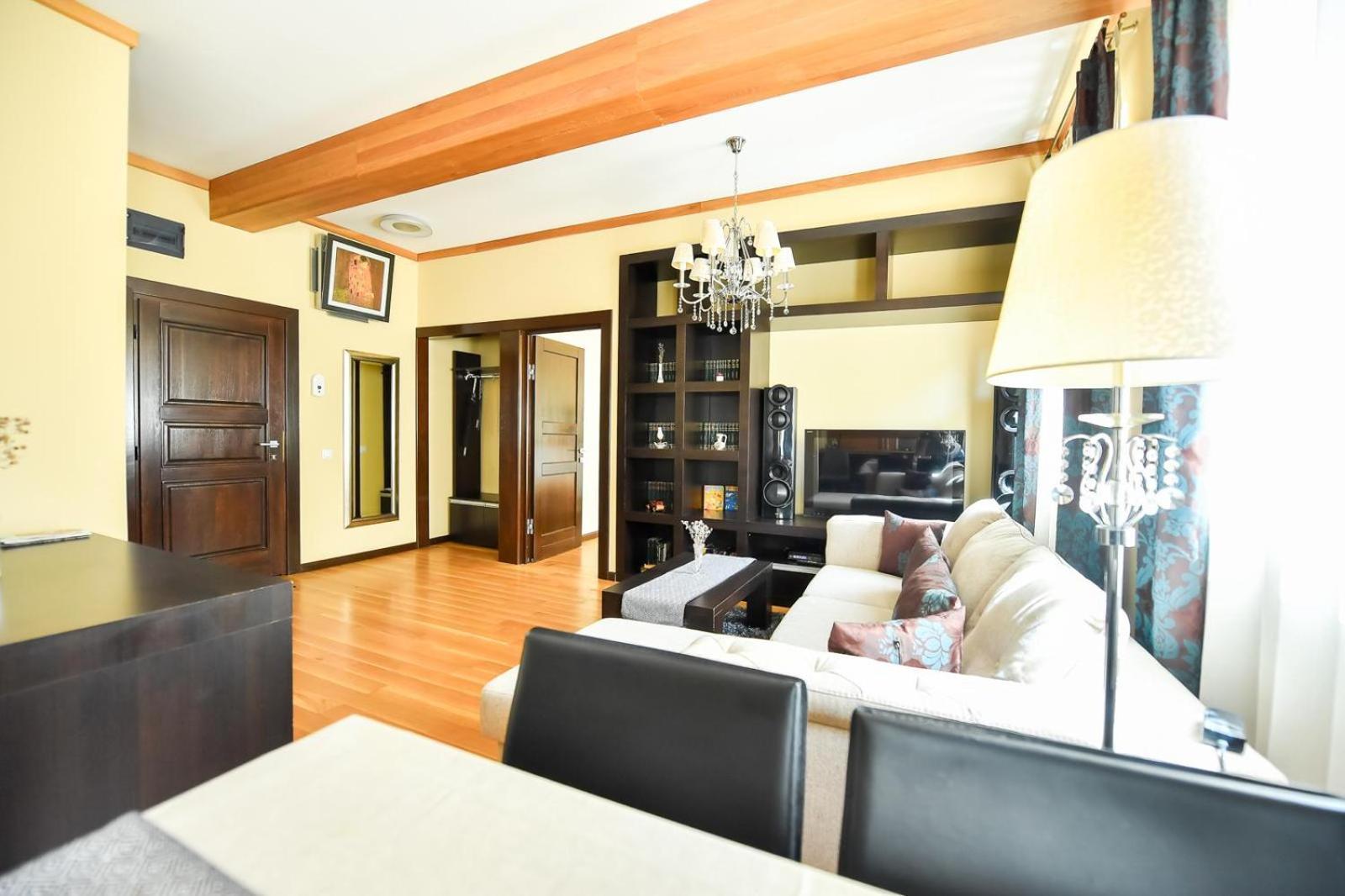 Luxury Apartment Брашов Екстер'єр фото